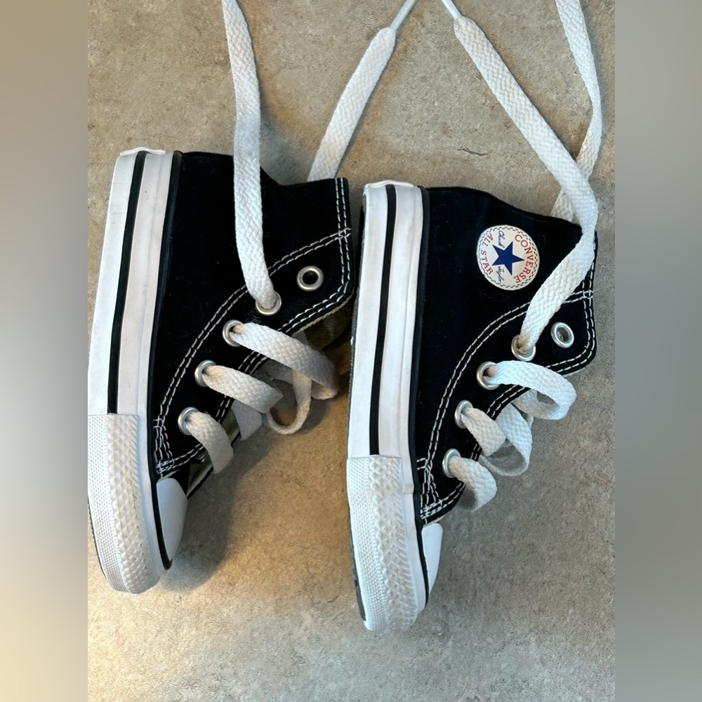 Boy’s converse size 4c great condition
